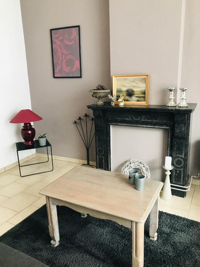 Gite Le Cerf Pantin Saint-Hubert Exteriör bild